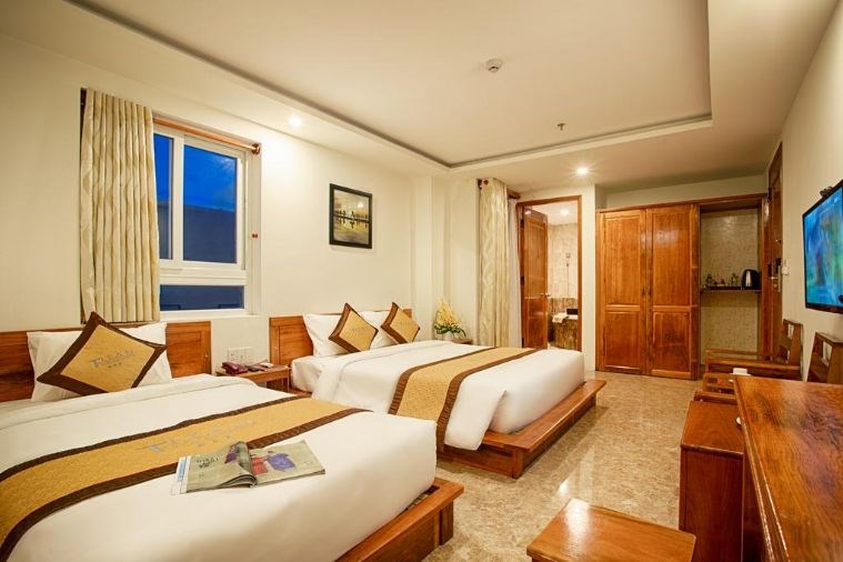 Phòng Deluxe Triple